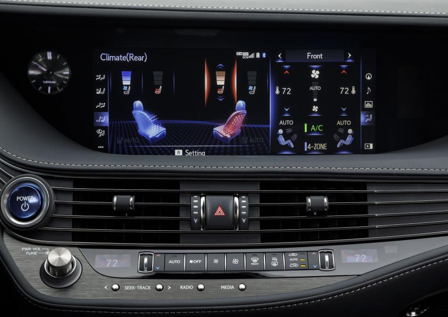 Детали интерьера Lexus LS500h AWD 2017 года  (NA) (фото 89 из 96)